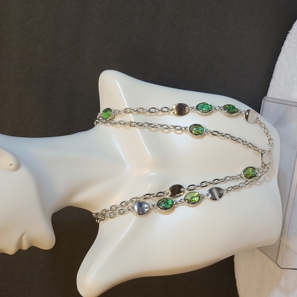 Necklace vintage nwt silver tone with faux stones - Picture 2 of 7